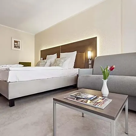 Cityhotel Amadeus Hotell