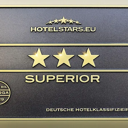 Cityhotel Amadeus Hotell 3*