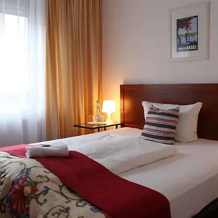 Cityhotel Amadeus Hotel 3*