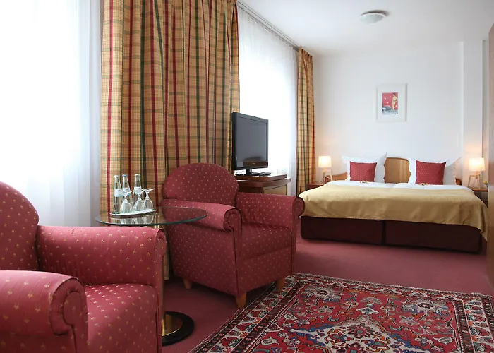 Cityhotel Amadeus ホテル