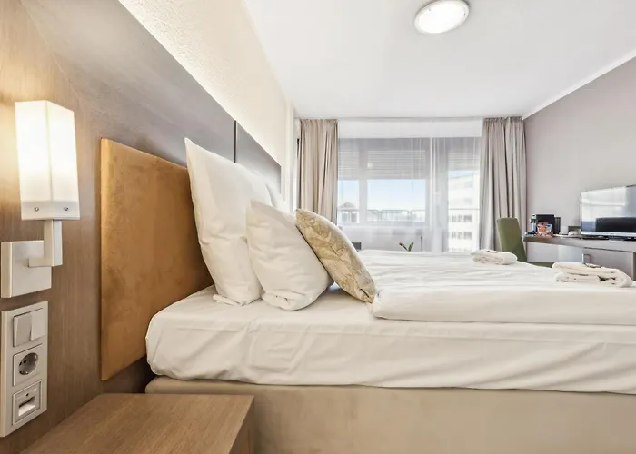 ホテル Cityhotel Amadeus 3*