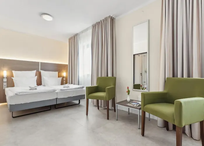 Cityhotel Amadeus 3* מונסטר