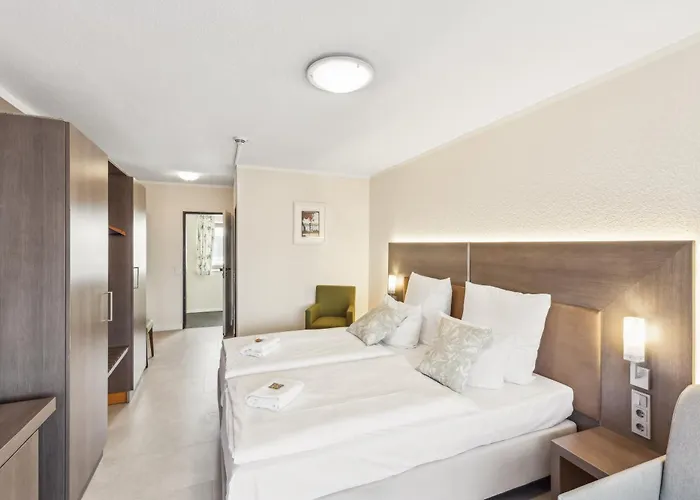 Cityhotel Amadeus ホテル